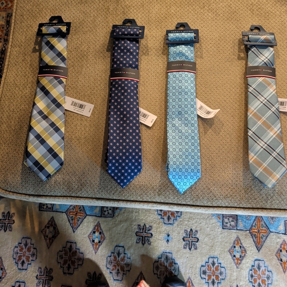 NWT Tommy Hilfiger‎ Mens Ties Assorted Colors And Designs